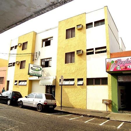 Hotel Families Uberlândia エクステリア 写真