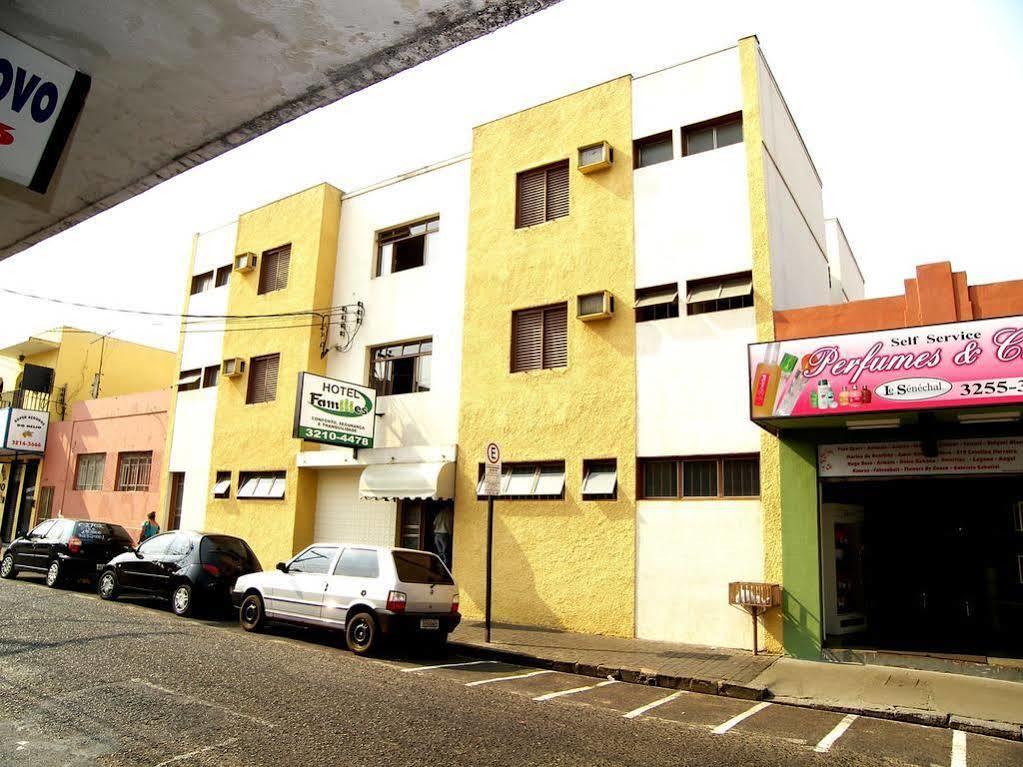 Hotel Families Uberlândia エクステリア 写真