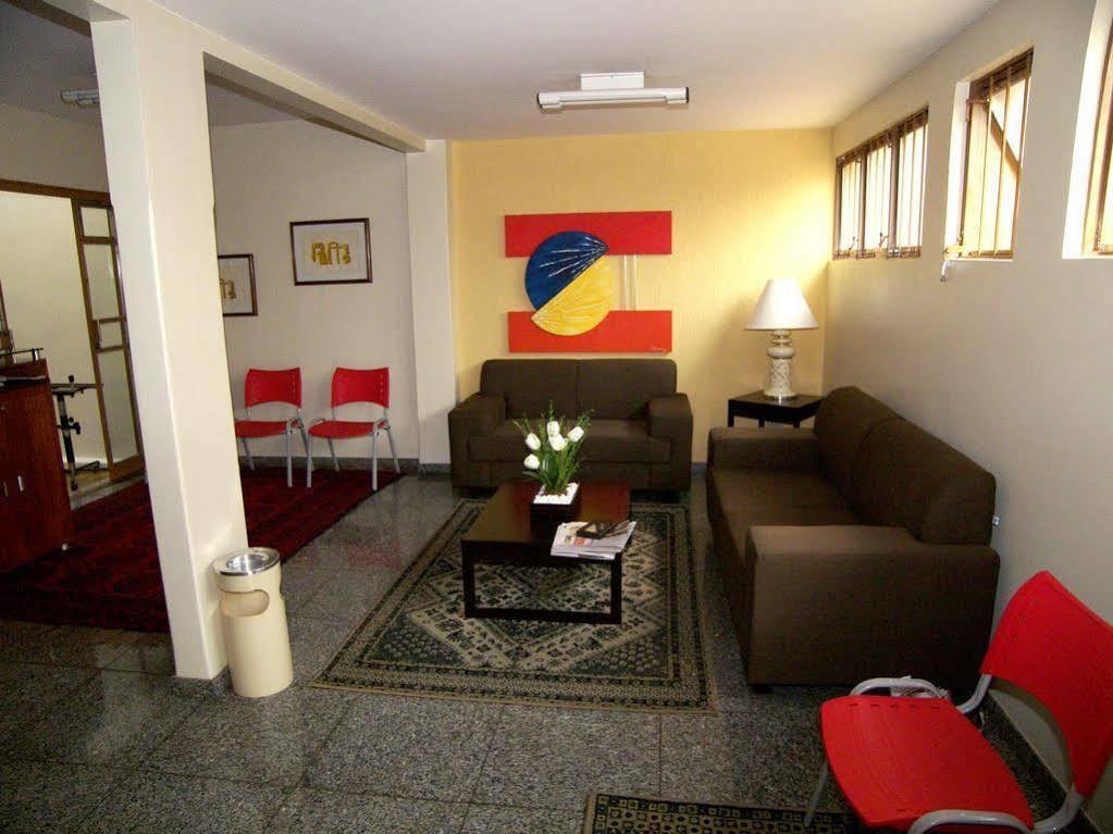 Hotel Families Uberlândia エクステリア 写真